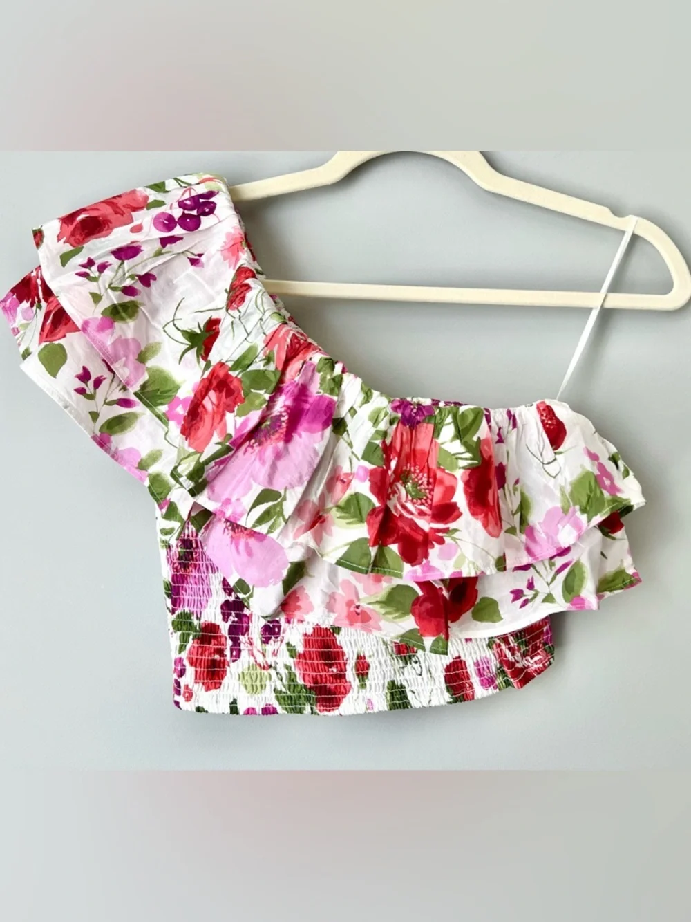Abercrombie & Fitch One Shoulder Smocked Crop Top | Floral Strawberry Print